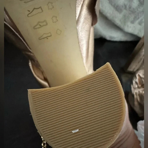 SHELLEYS LONDON DELPHINE RUFFLE CHUNK PLATFORM OPEN TOE ROSE GOLD MULES 7.5 - Picture 12 of 16